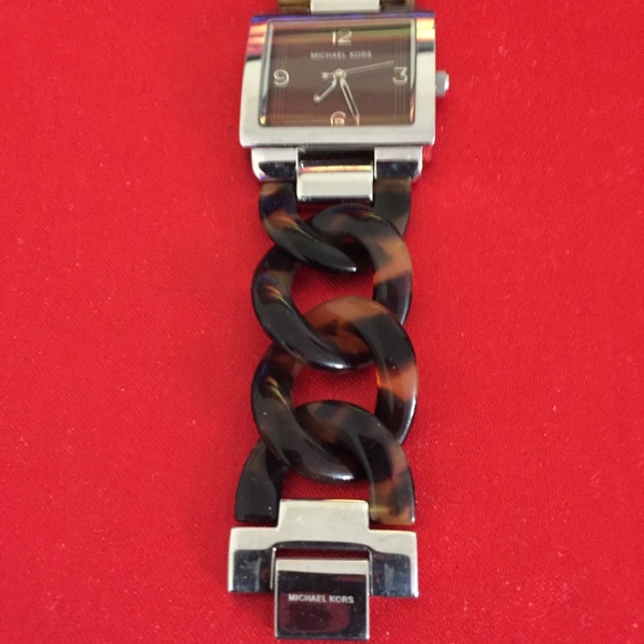 MICHAEL KORS TORTOISE BRACELET WATCH - Picture 3 of 4